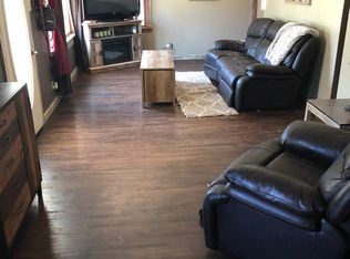 717 Dodge St, Keosauqua, IA 52565