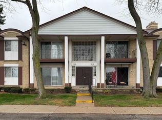 29201 Hayes Rd #41-G4, Warren, MI 48088