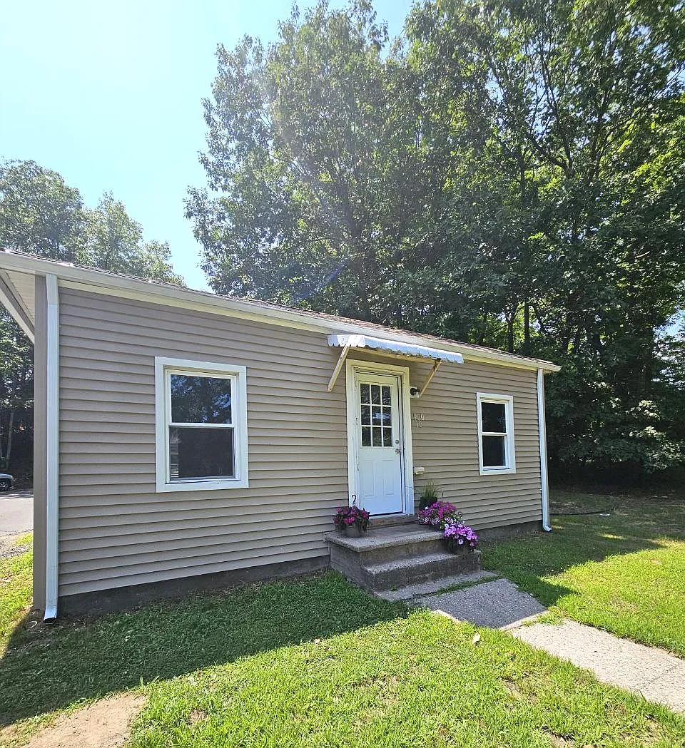 1 bed, 600 sqft, $1,600 — Photo 2