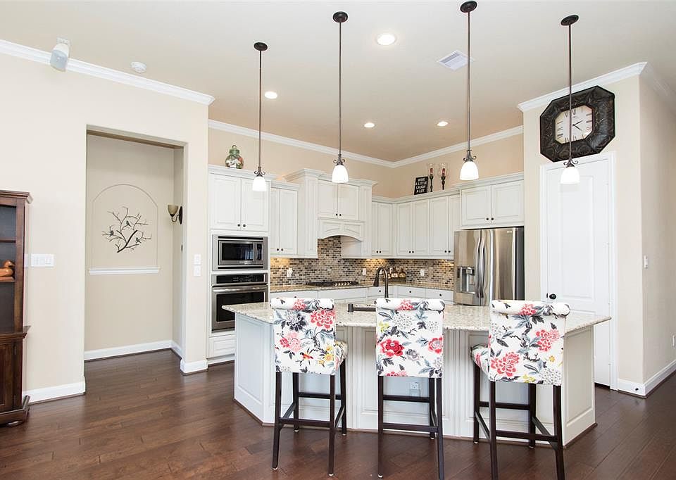 1st image of 18510 Florence Knoll Dr