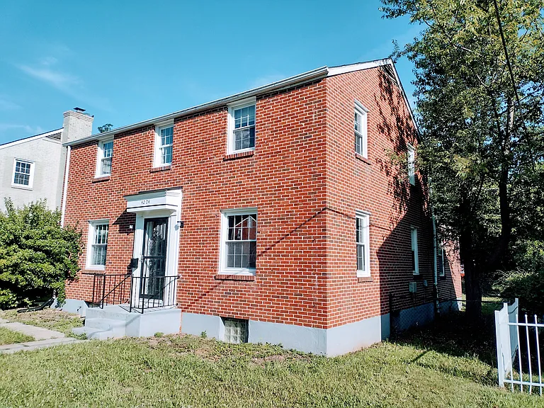 4204 Colonial Rd — Photo 3