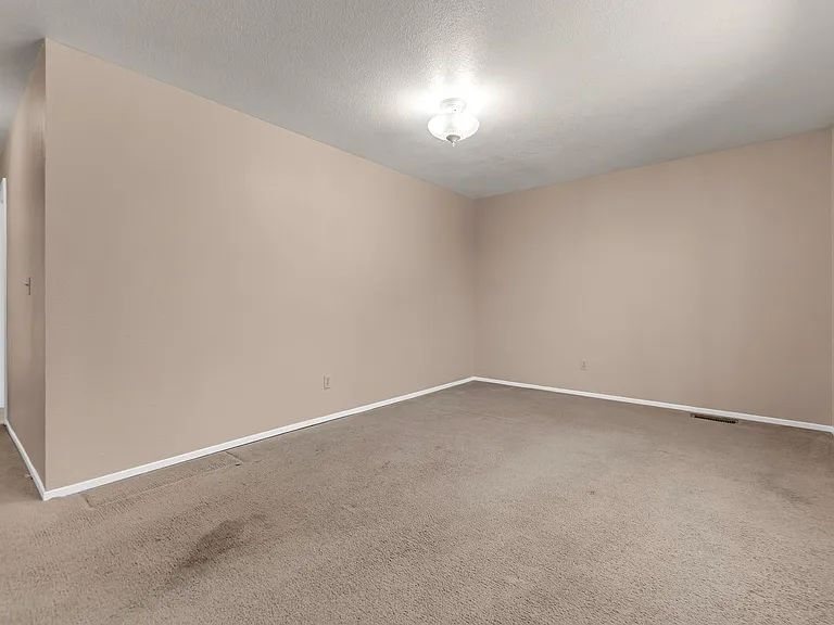1985 Ponderosa Dr — Photo 17