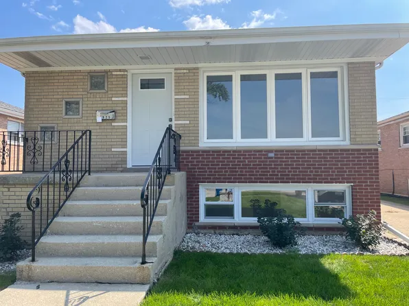 7925 Natchez Ave, Burbank, IL 60459