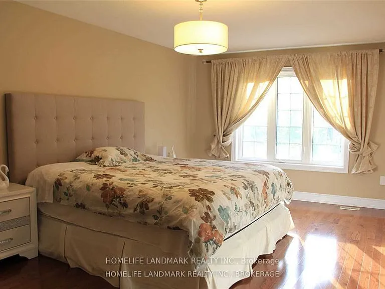 2245 Carm Dr — Photo 2