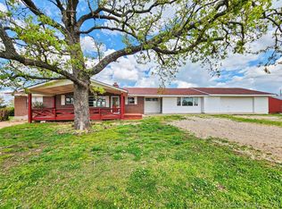 32132 Highway 82, Cookson, OK 74427