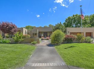 1020 Camino Del Rio NW, Albuquerque, NM 87114