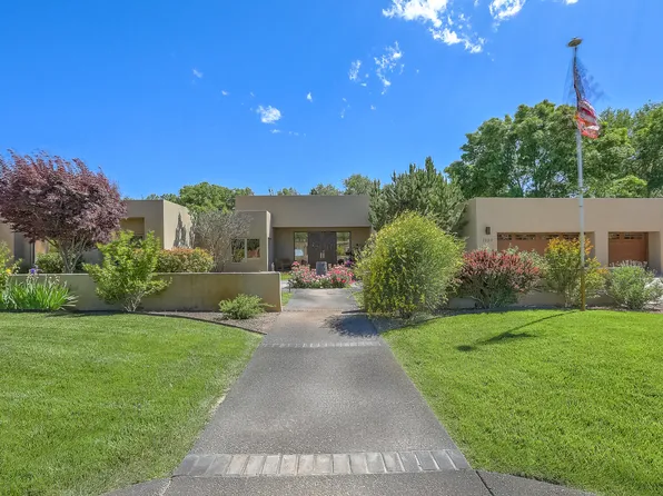 1020 Camino Del Rio NW, Albuquerque, NM 87114