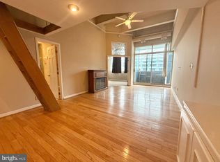 3 N Christopher Columbus Blvd #259, Philadelphia, PA 19106