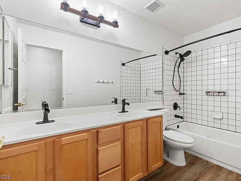 4905 Pounding Surf Ave — Photo 26