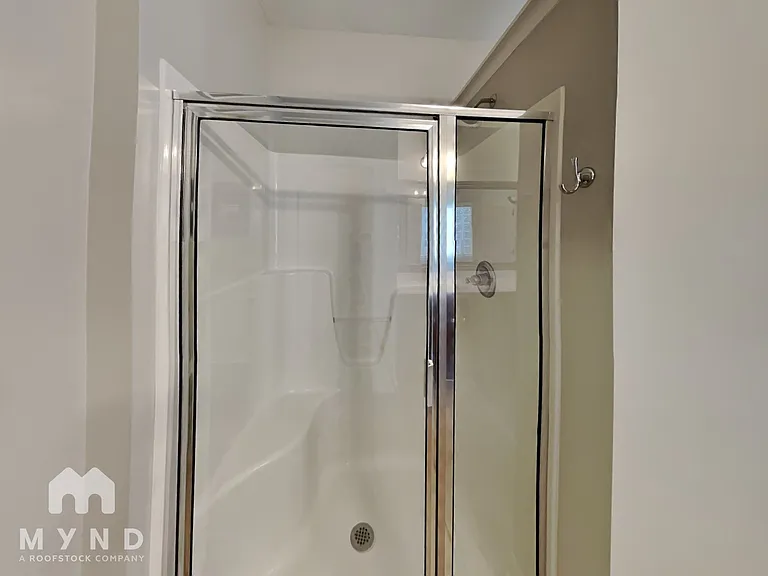 214 Balota St — Photo 16