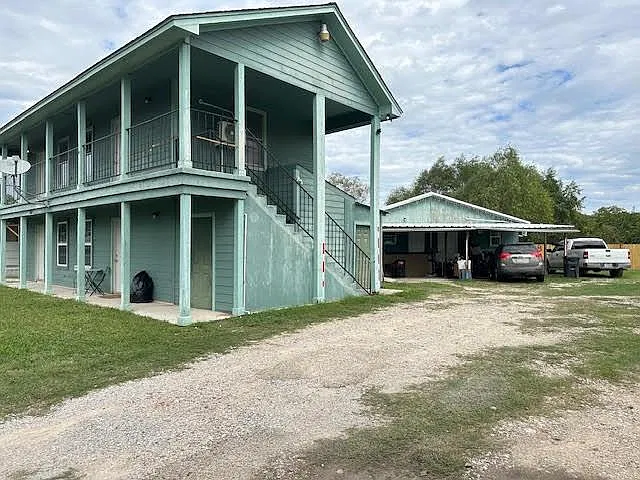 1 bed, 1.0 bath, 400 sqft, $750 — Photo 2