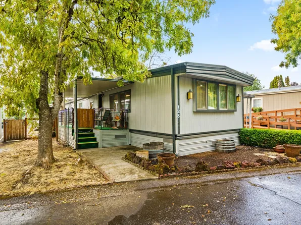 1475 Green Acres Rd Space 123, Eugene, OR 97408