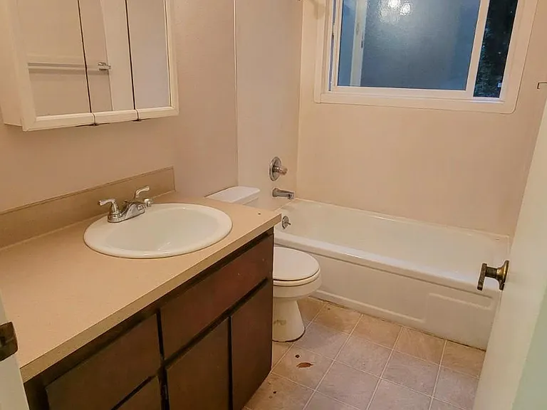 3110 NE 7th Ct #3110 — Photo 10