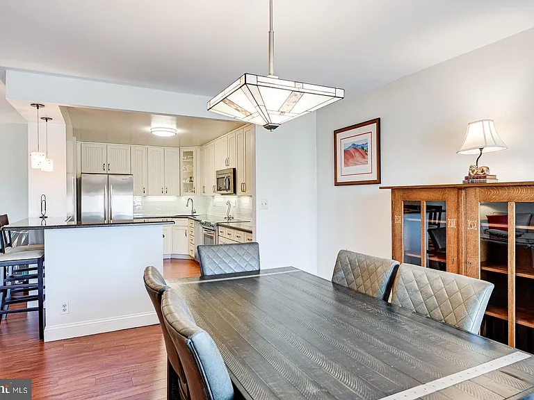 8340 Greensboro Dr #521 — Photo 19