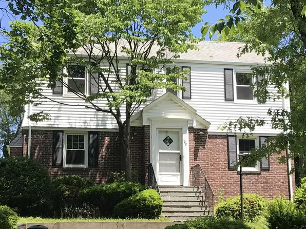 109 Greenwood Dr, Millburn, NJ 07041