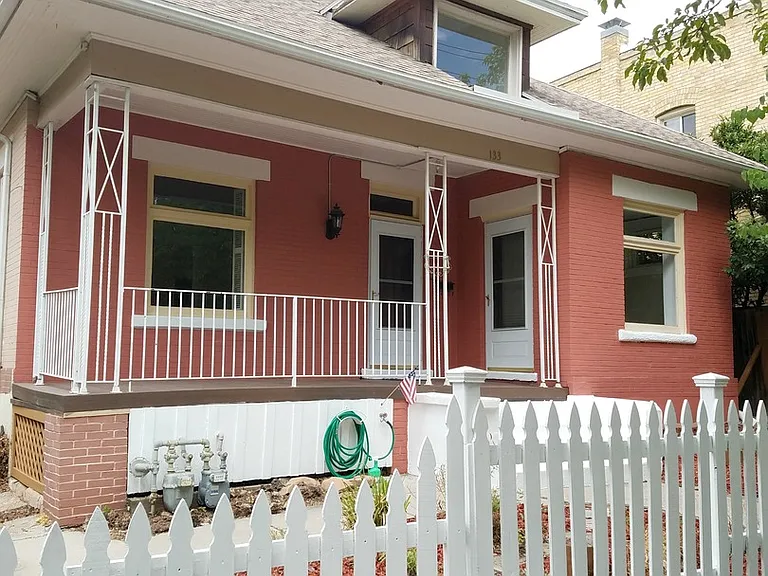 133 N M St — Photo 1