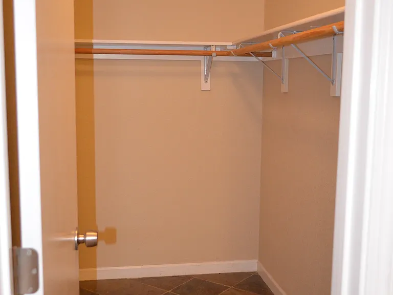 8748 Kelley Dr — Photo 12