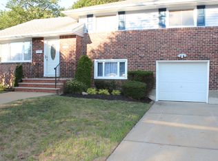 2091 Bit Path, Seaford, NY 11783