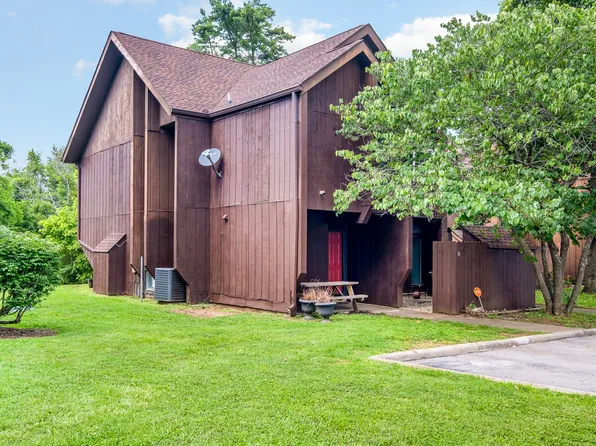 13 Hickory Ct, Antioch, TN 37013