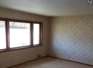 4576 Morningside Dr, Cleveland, OH 44109