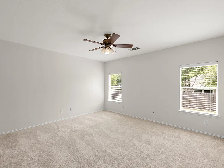 17249 Sandwick Dr — Photo 17