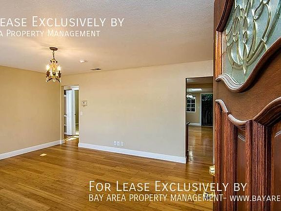 2nd image of 138 Kittoe Dr Unit B