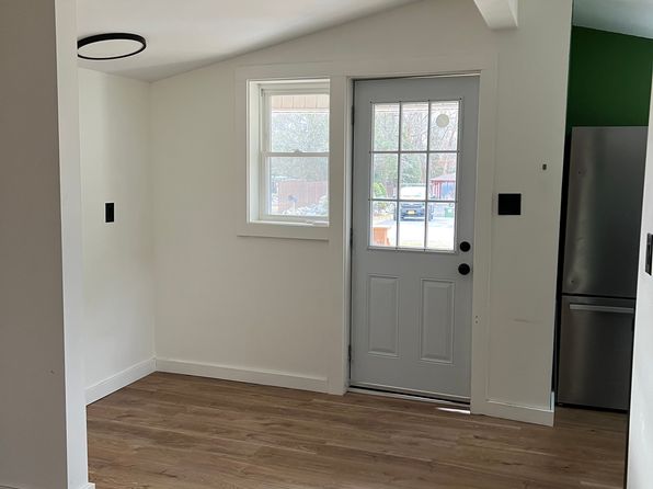862 South St #5