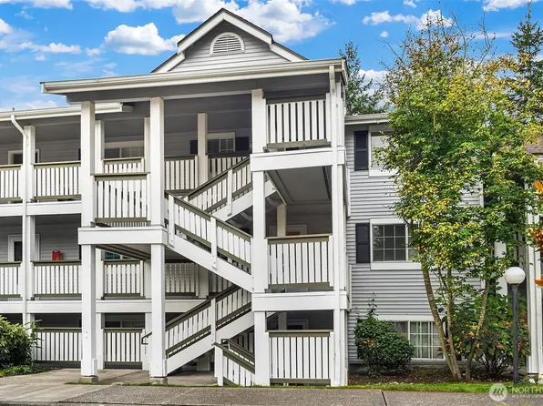 23339 Cedar Way #A-204, Mountlake Terrace, WA 98043