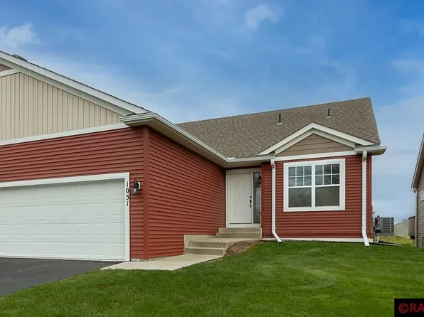1051 Sakatah Ct, Madison Lake, MN 56063