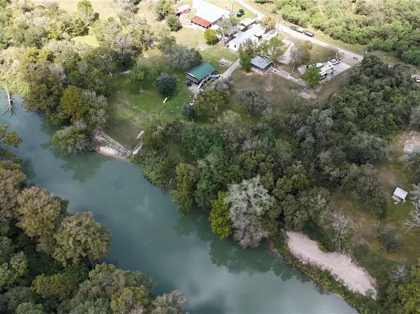 684 Cypress Valley Rd, Cuero, TX 77954