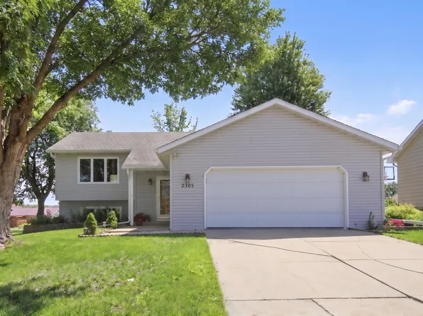 2305 13th St SW, Austin, MN 55912