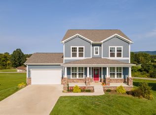 2246 Scenic Ridge Cir, Blacksburg, VA 24060
