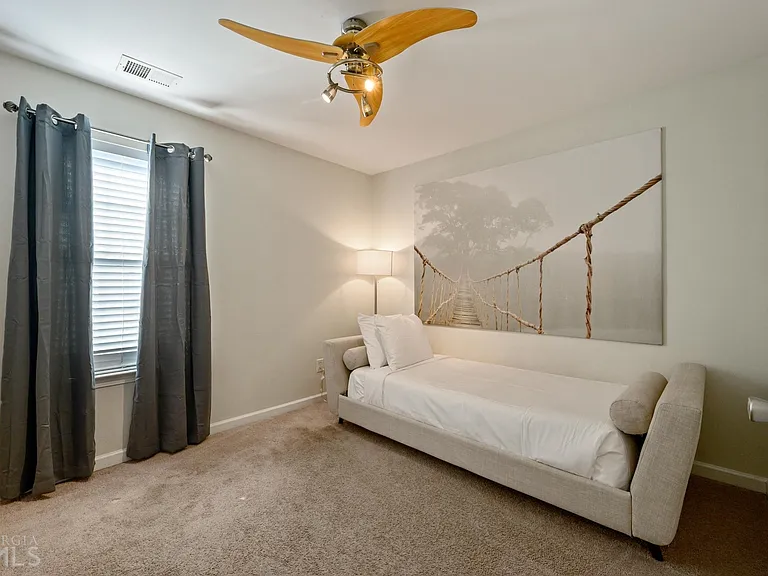 4632 Liberty Square Dr — Photo 16