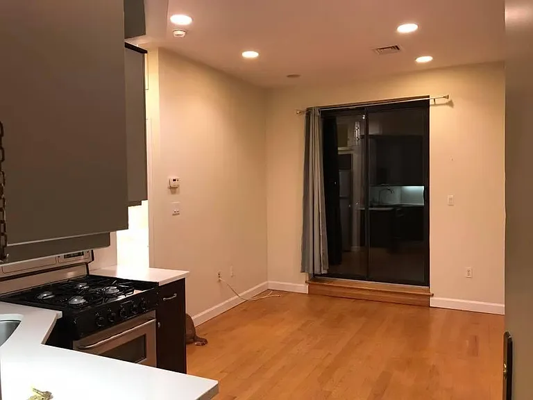 12311 Rockaway Beach Blvd #3D — Photo 13