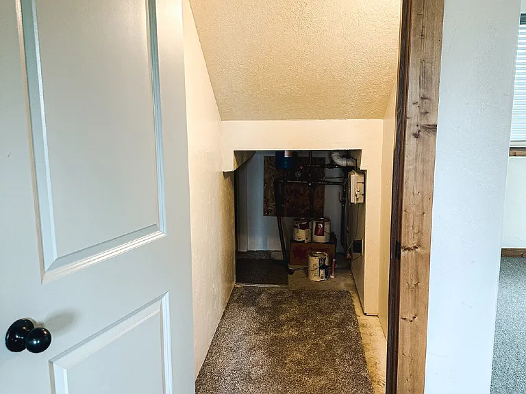 86 Tuke Ln #B — Photo 12