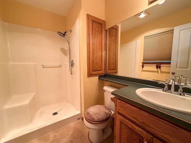 364 SE Davis Ct #364 — Photo 38