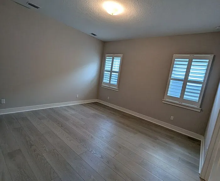 110 Oak Park Dr — Photo 11
