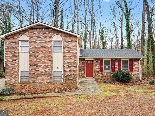 126 W Jousters Ln NW, Lawrenceville, GA 30044