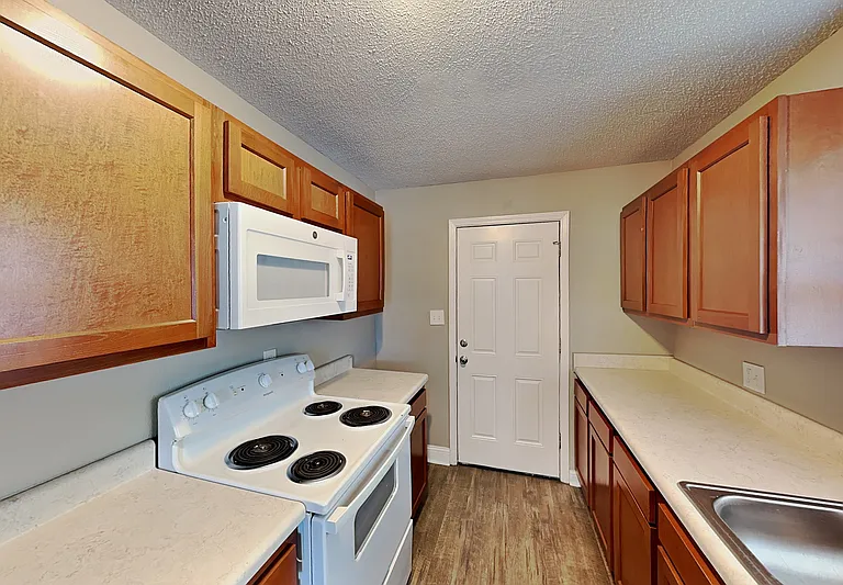 2604 E Murry St — Photo 6