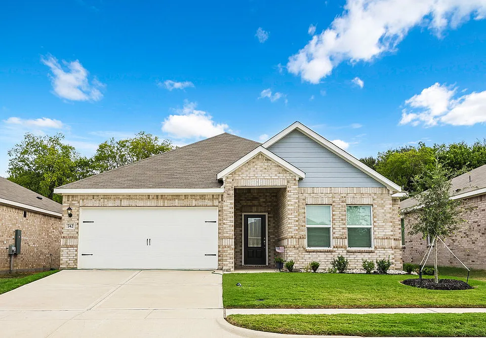 742 Layton Ct