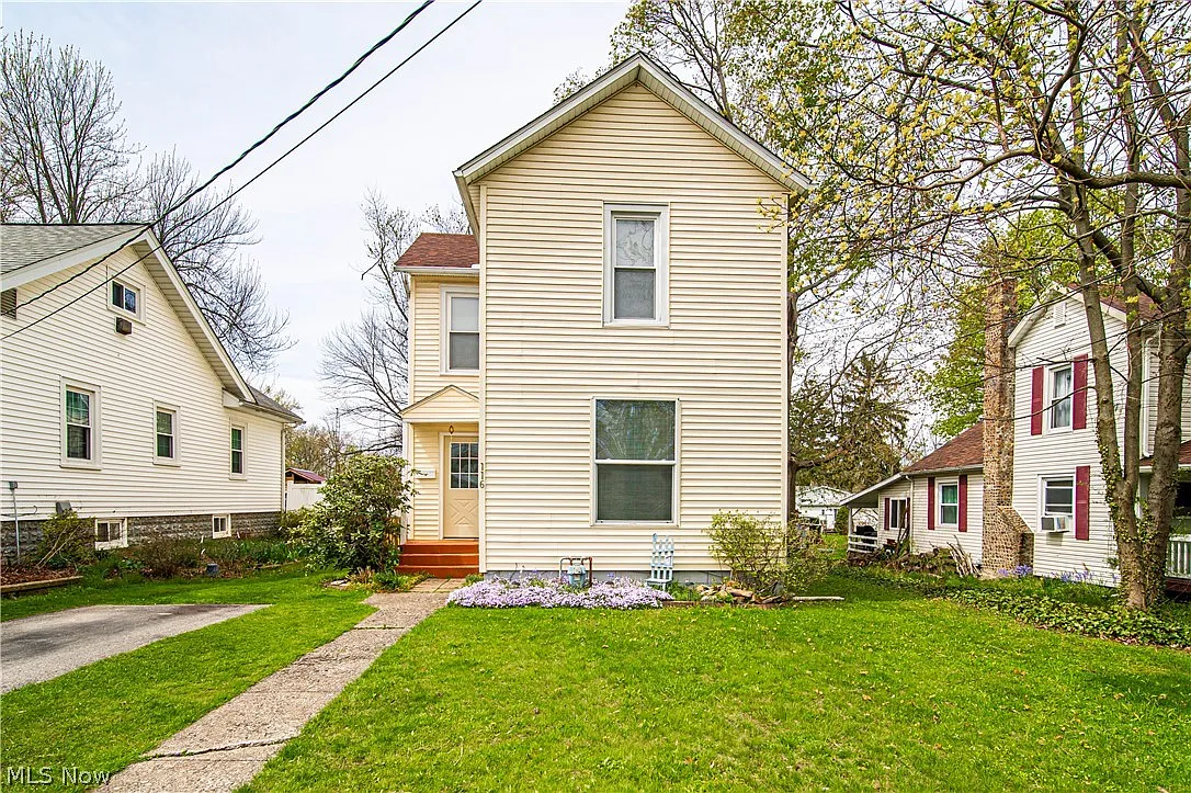 116 S Cedar St photo 1