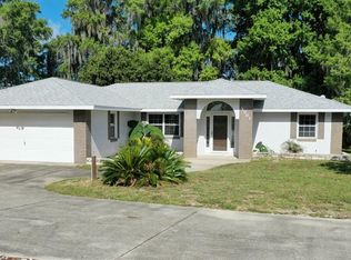 7961 W Riverbend Rd, Crystal River, FL 34428