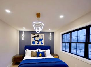 24917 147th Rd #2, Rosedale, NY 11422