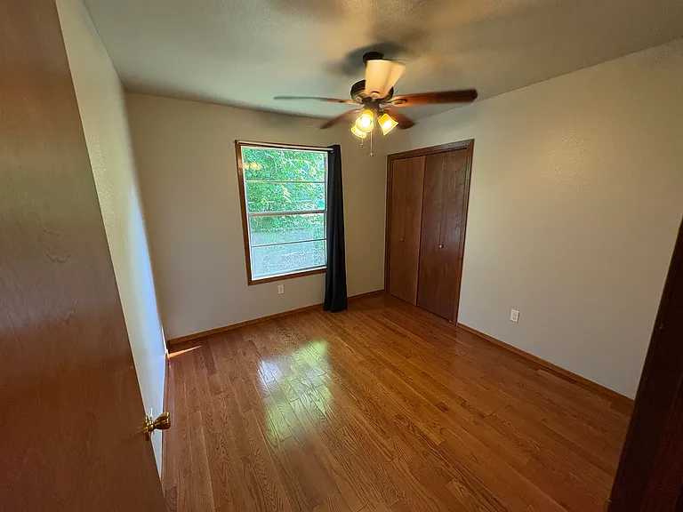 315 Ash St — Photo 18