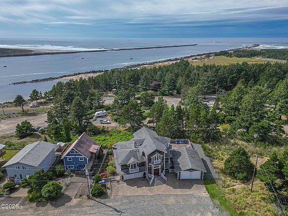 4th image of 15710 Oceanview Ave