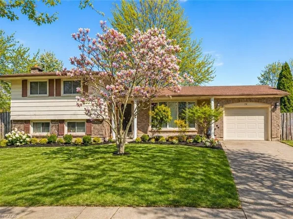 74 Macoomb Dr, Welland, ON L3C 5T9