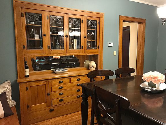 Built-In Cabinet/Bar