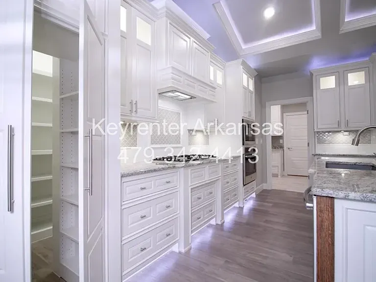 400 SW Ramsey Ln — Photo 8