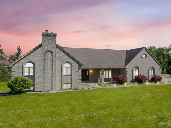 41W978 Main Street Rd, Elburn, IL 60119