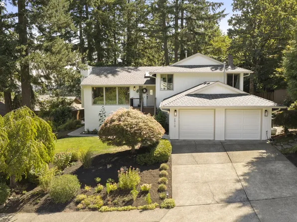 2910 Carriage Way, West Linn, OR 97068